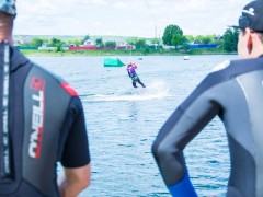 Сделай летнее фото и получи сертификат в вейк-парк