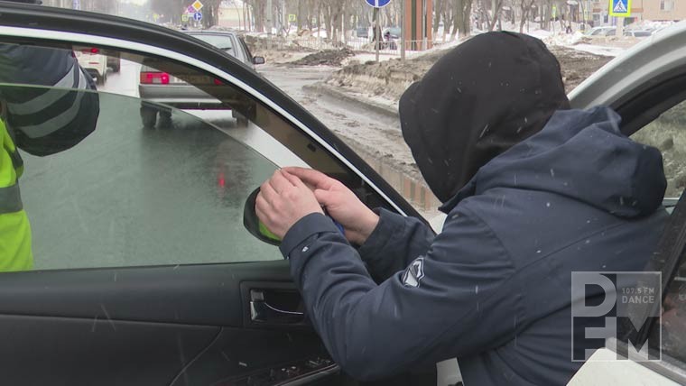 10 водителей в Нижнекамске получили штрафы за тонировку