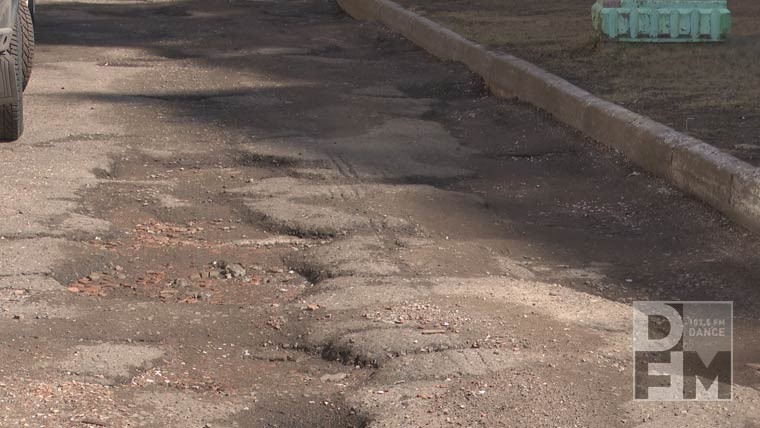 Аварийную дорогу на ул.Сююмбике в Нижнекамске отремонтируют в 2022 году