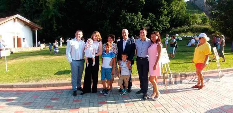 В Нижнекамске отметили День семьи любви и верности