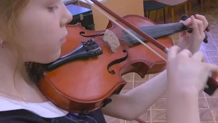 Учителя музыки смогут получить премию до полумиллиона рублей