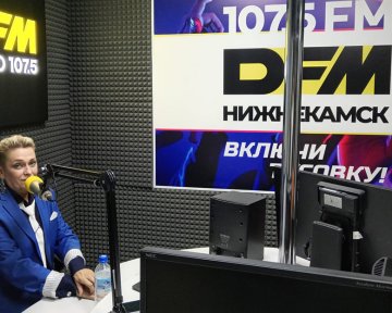 Рекордсменка&#44; мастер спорта&#44; тренер по скиппингу и обладательница рекорда Книги Гиннесса Светлана Головачёва