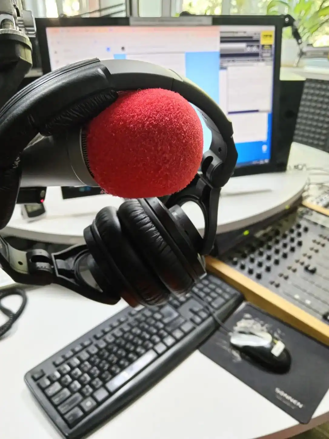 Включаем радиоприемники на 107,5 FM